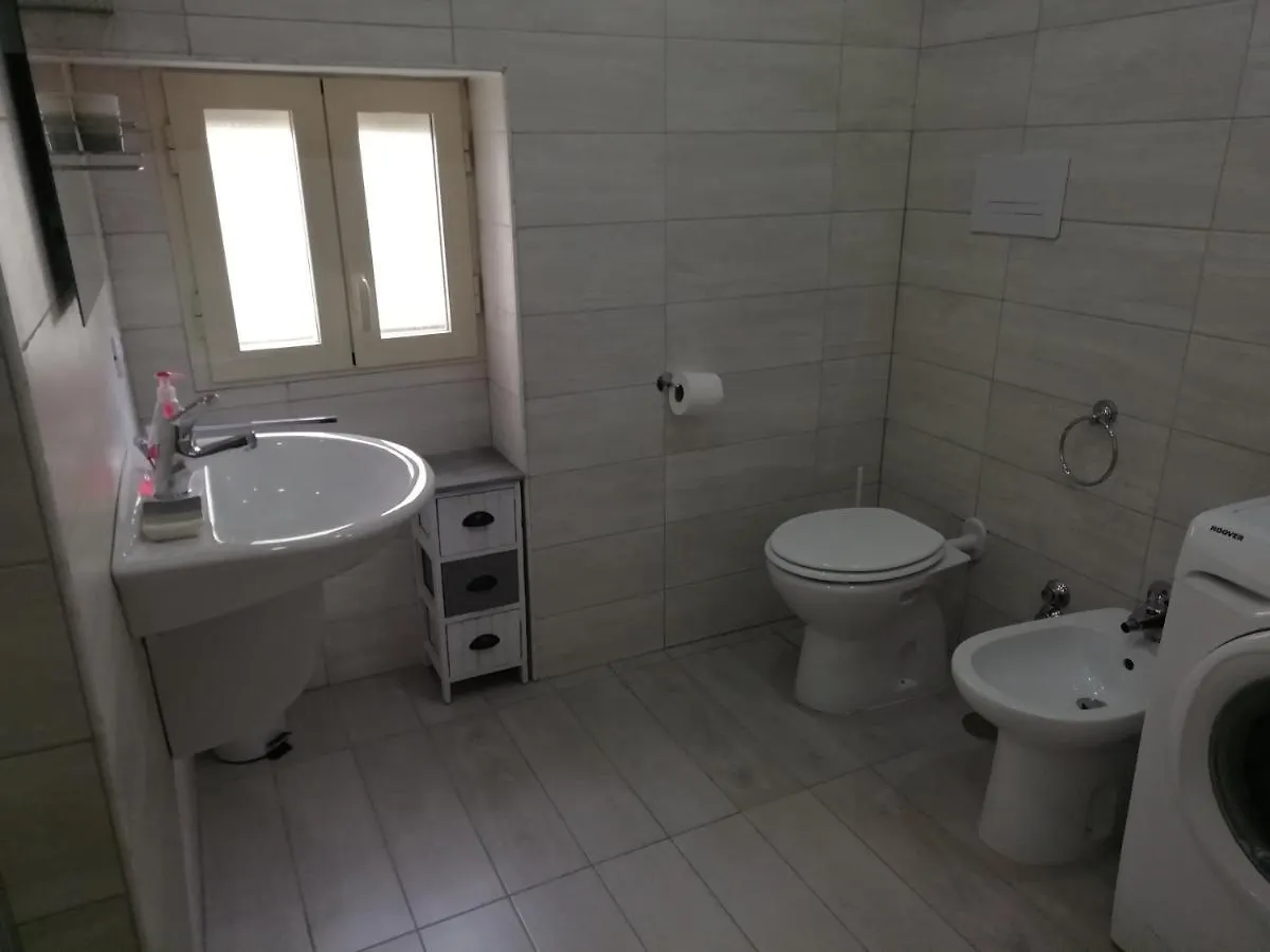Otto Di Denari Apartment Naples Italy